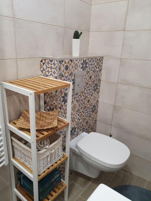 Andrea Apartman Miskolc Belvarosaban Ngoại thất bức ảnh