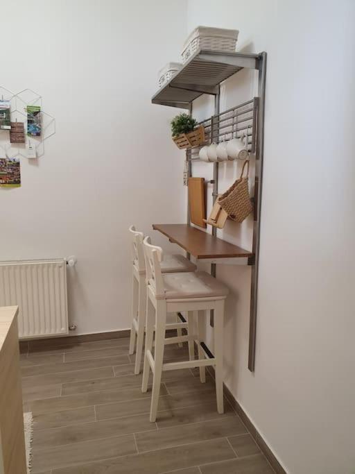 Andrea Apartman Miskolc Belvarosaban Ngoại thất bức ảnh